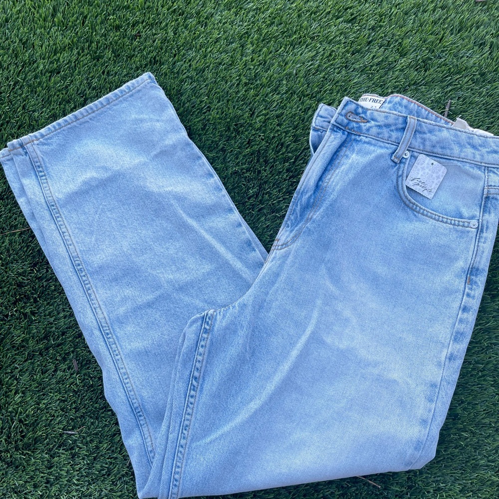 New! - Super Cute Free People Light Blue Jeans, Size 32